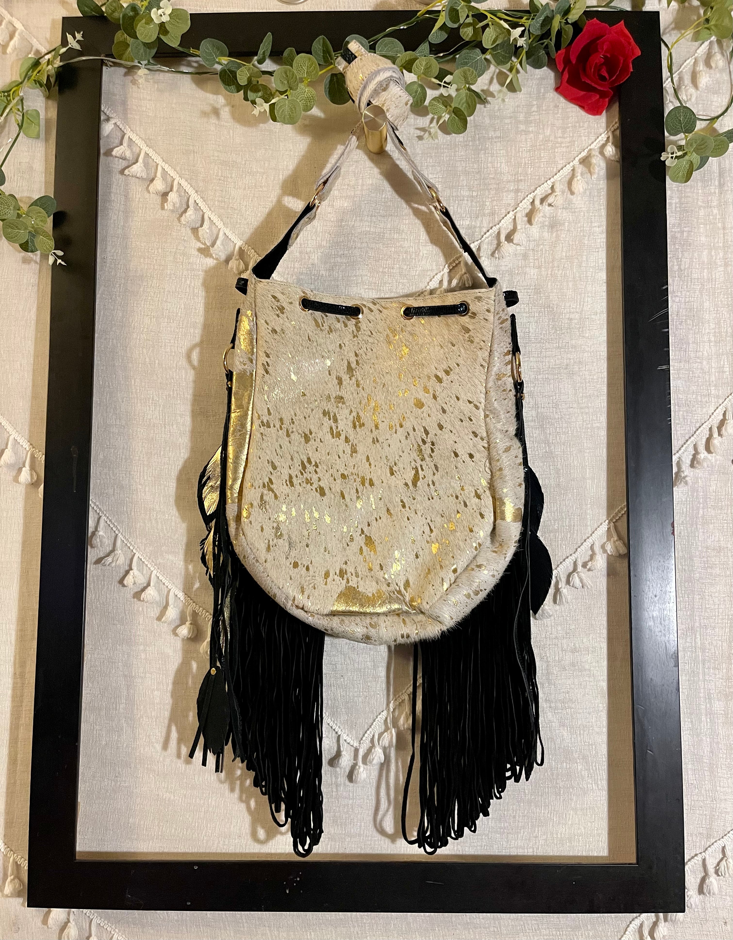 August Shoulder Bag (White)